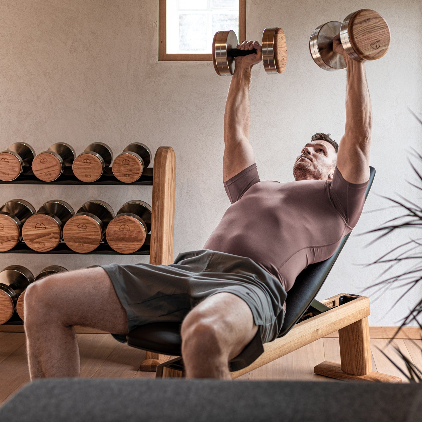 WeightBench（ウエイトベンチ）